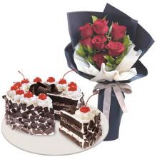 7 Red Roses 1/2 Kg Black Forest Cake
