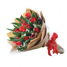 20 Red Tulips in Bouquet